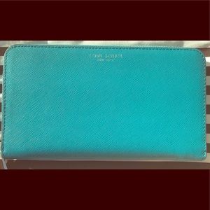Henri Bendel Wallet